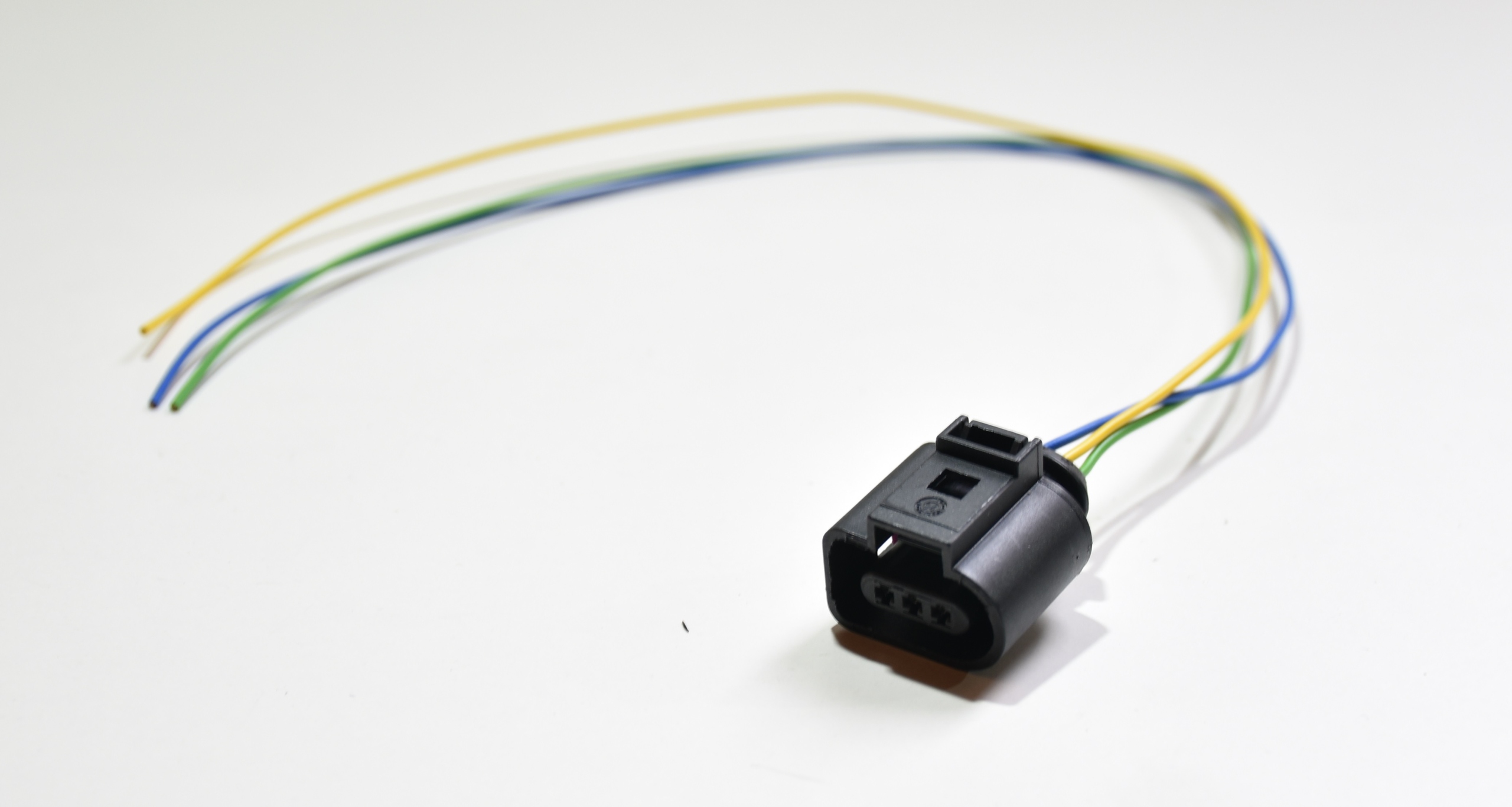 21c9c8ba9c6d53ad83ae98079bc8b9ff